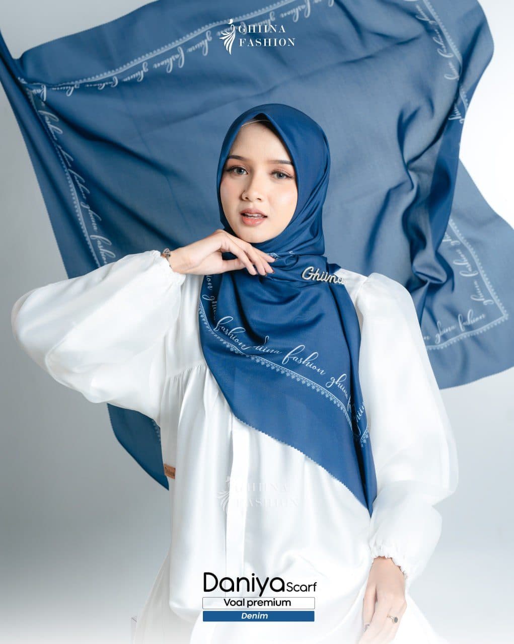 Daniya Scarf
