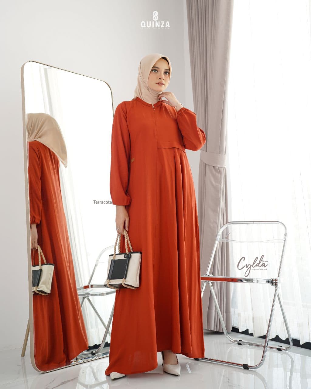 Cylda Dress