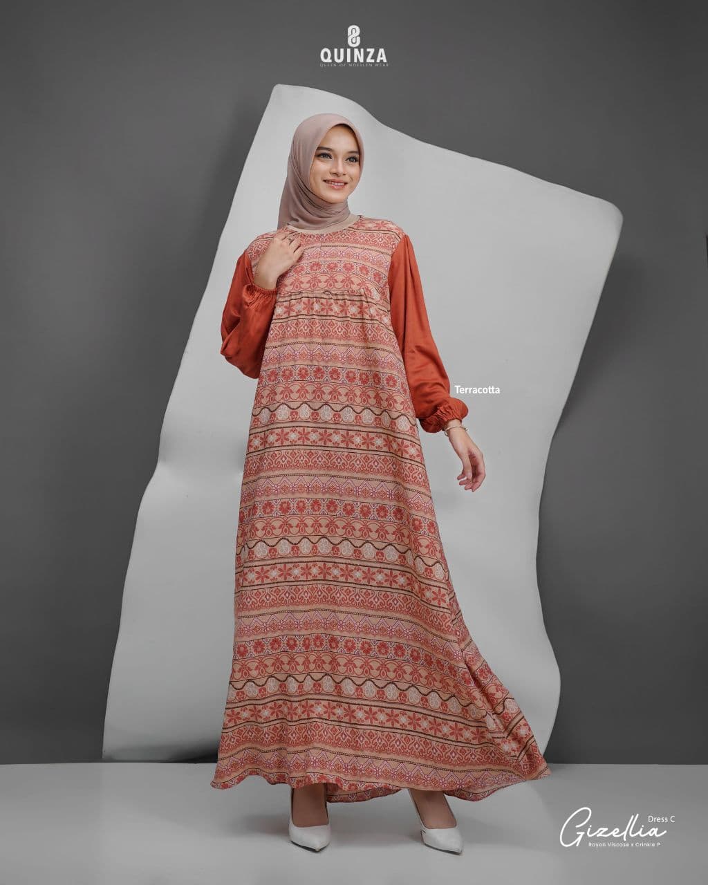 Gizellia Dress